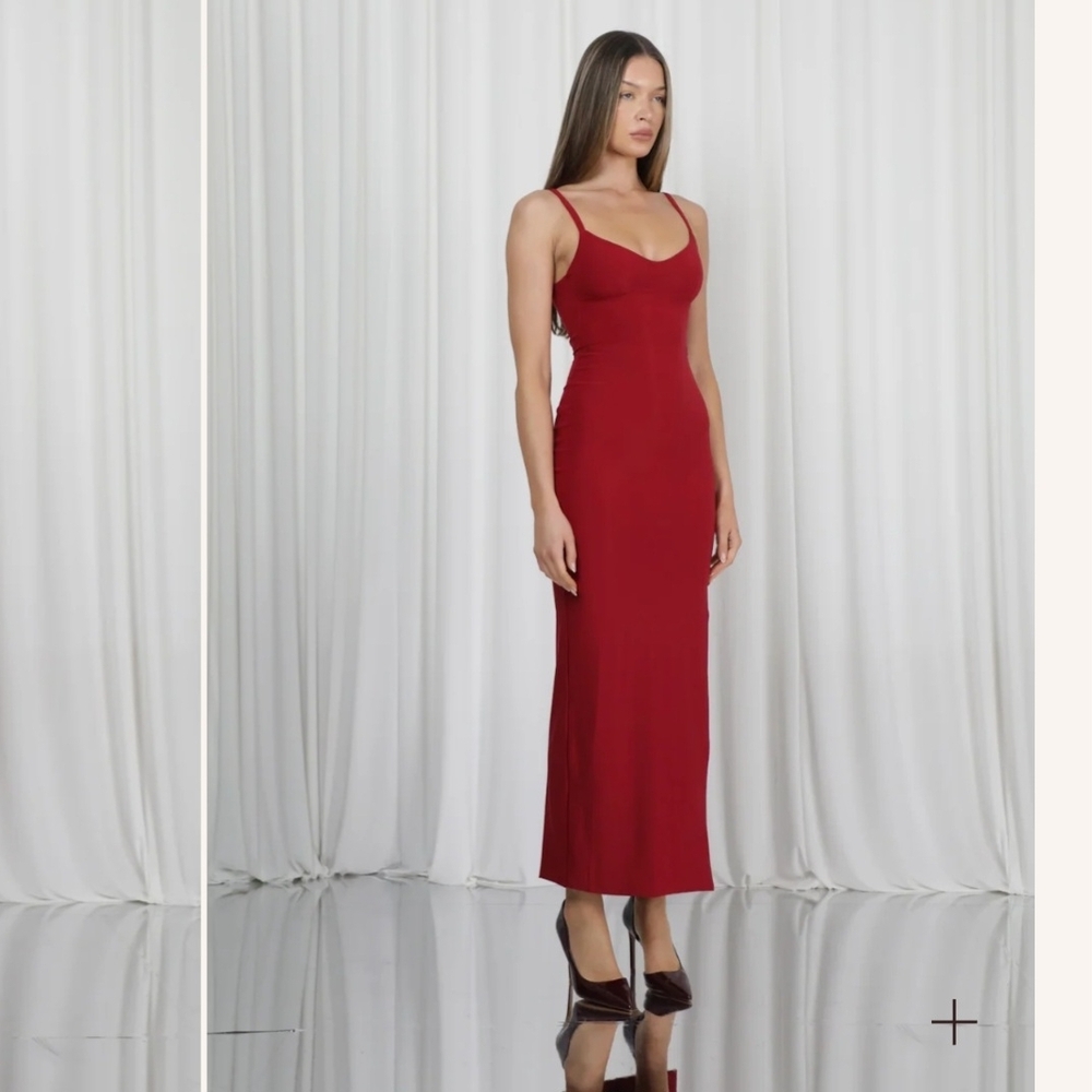 Chic Red Maxi Dress